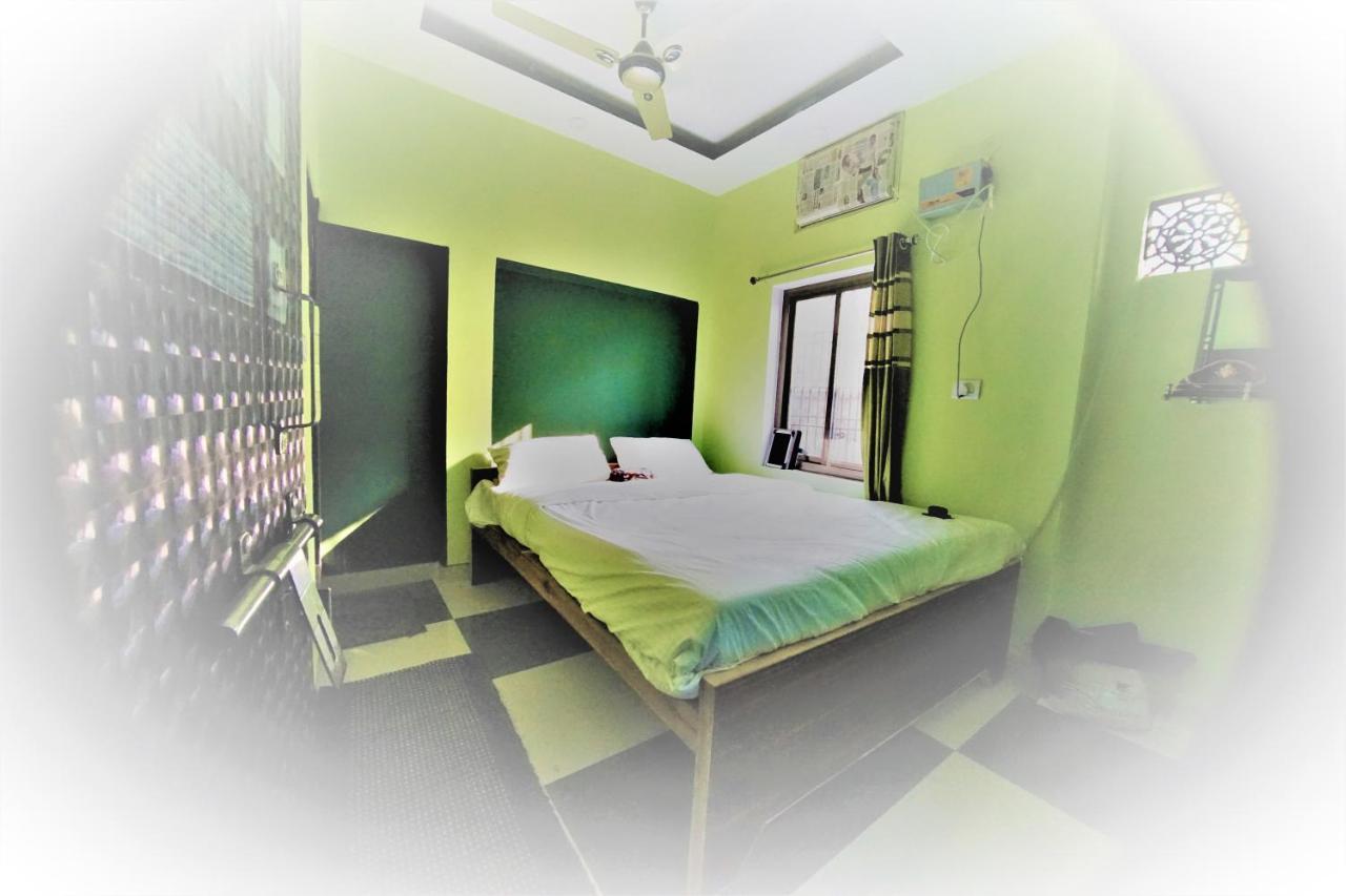 Maa Durga Inn Varanasi Eksteriør bilde