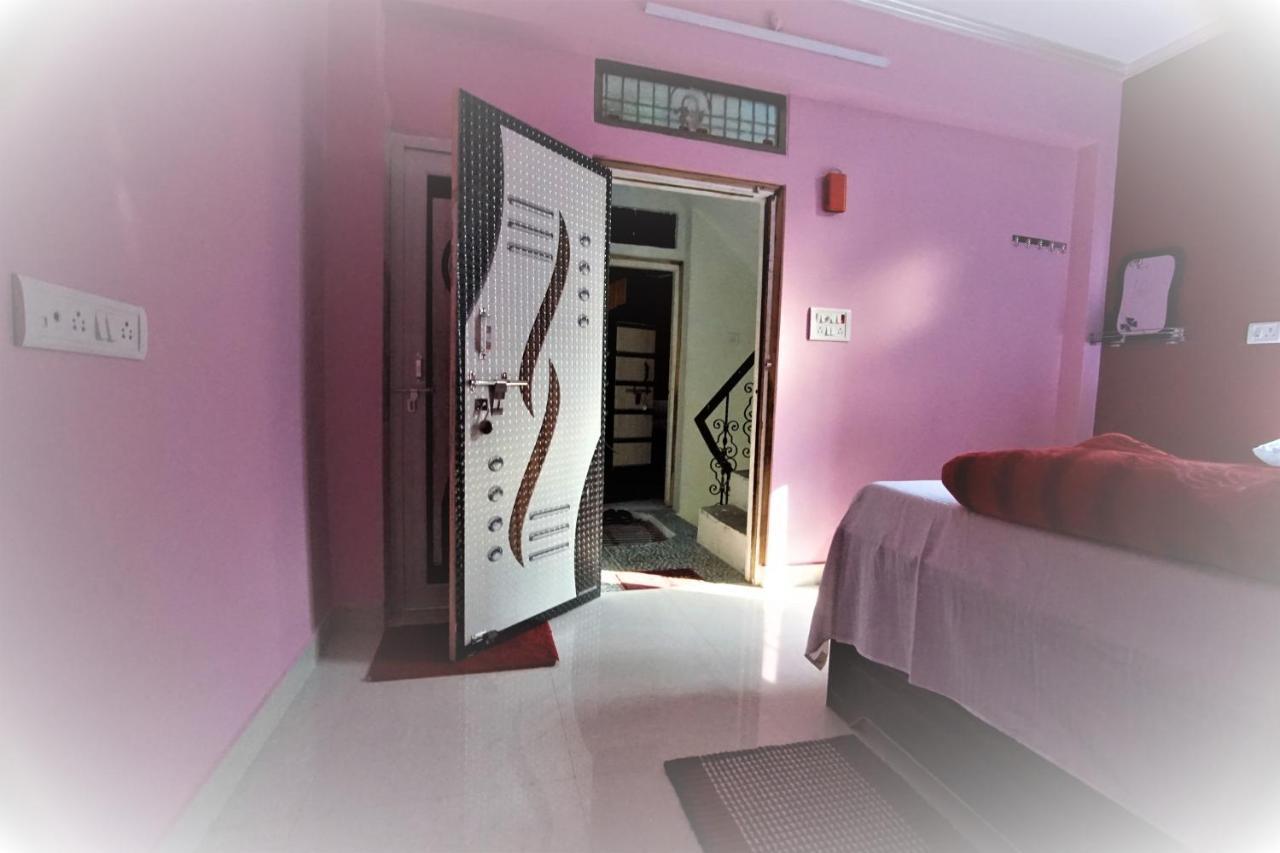 Maa Durga Inn Varanasi Eksteriør bilde